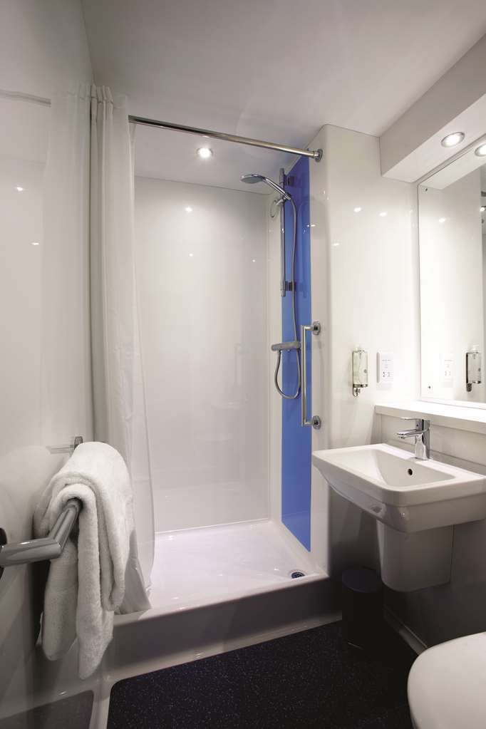 Travelodge Liverpool Stonedale Park Oda fotoğraf
