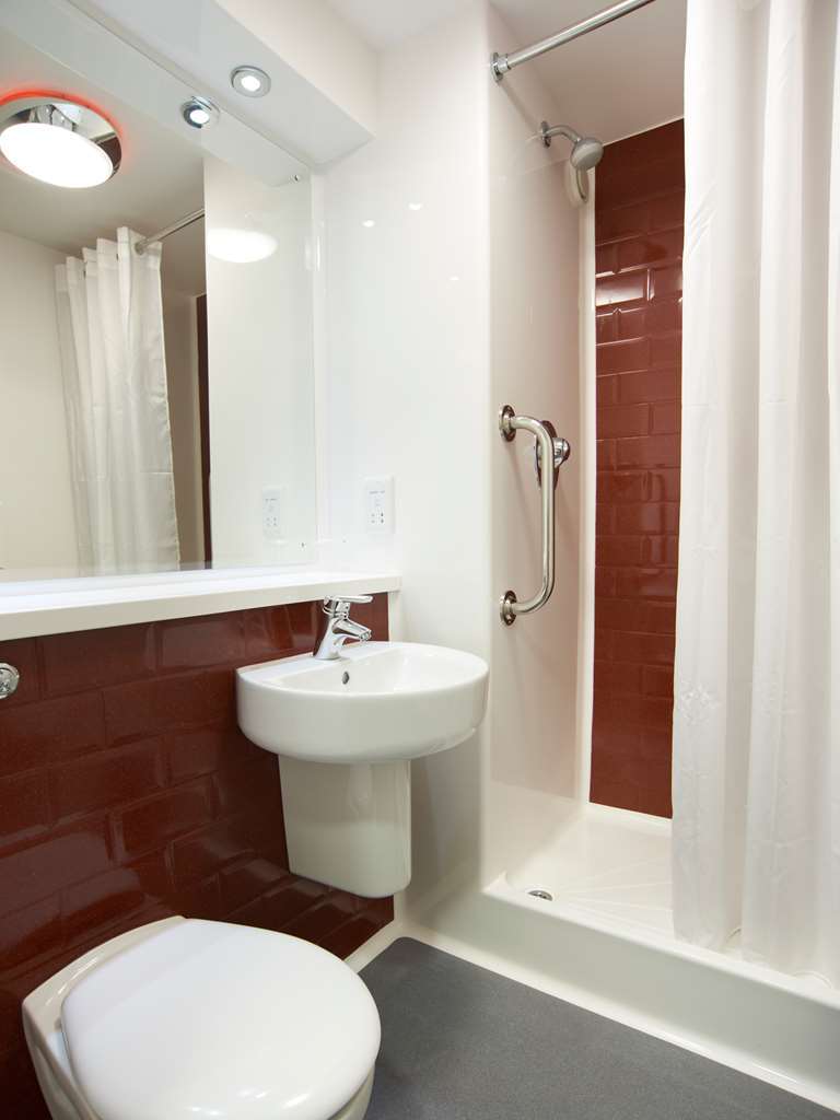 Travelodge Liverpool Stonedale Park Oda fotoğraf